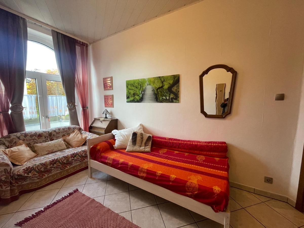 Schöne 2 Zimmer-wohnung, Nähe Messe, Balkon Hannover